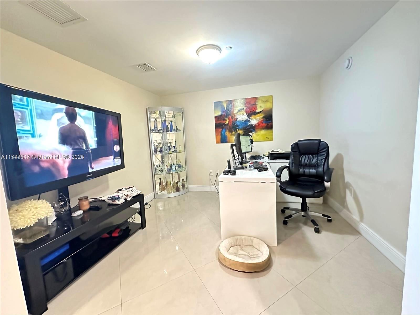 BEACH CLUB THREE CONDO - Residential