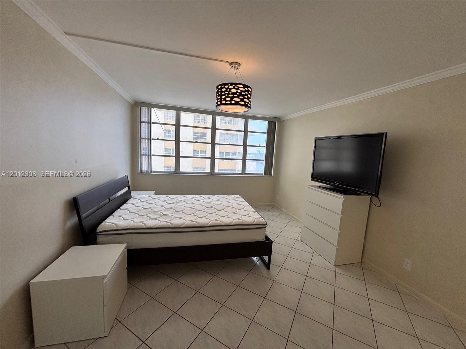 IMPERIAL TOWERS CONDO - Residential