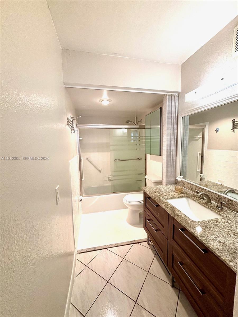 IMPERIAL TOWERS CONDO - Residential