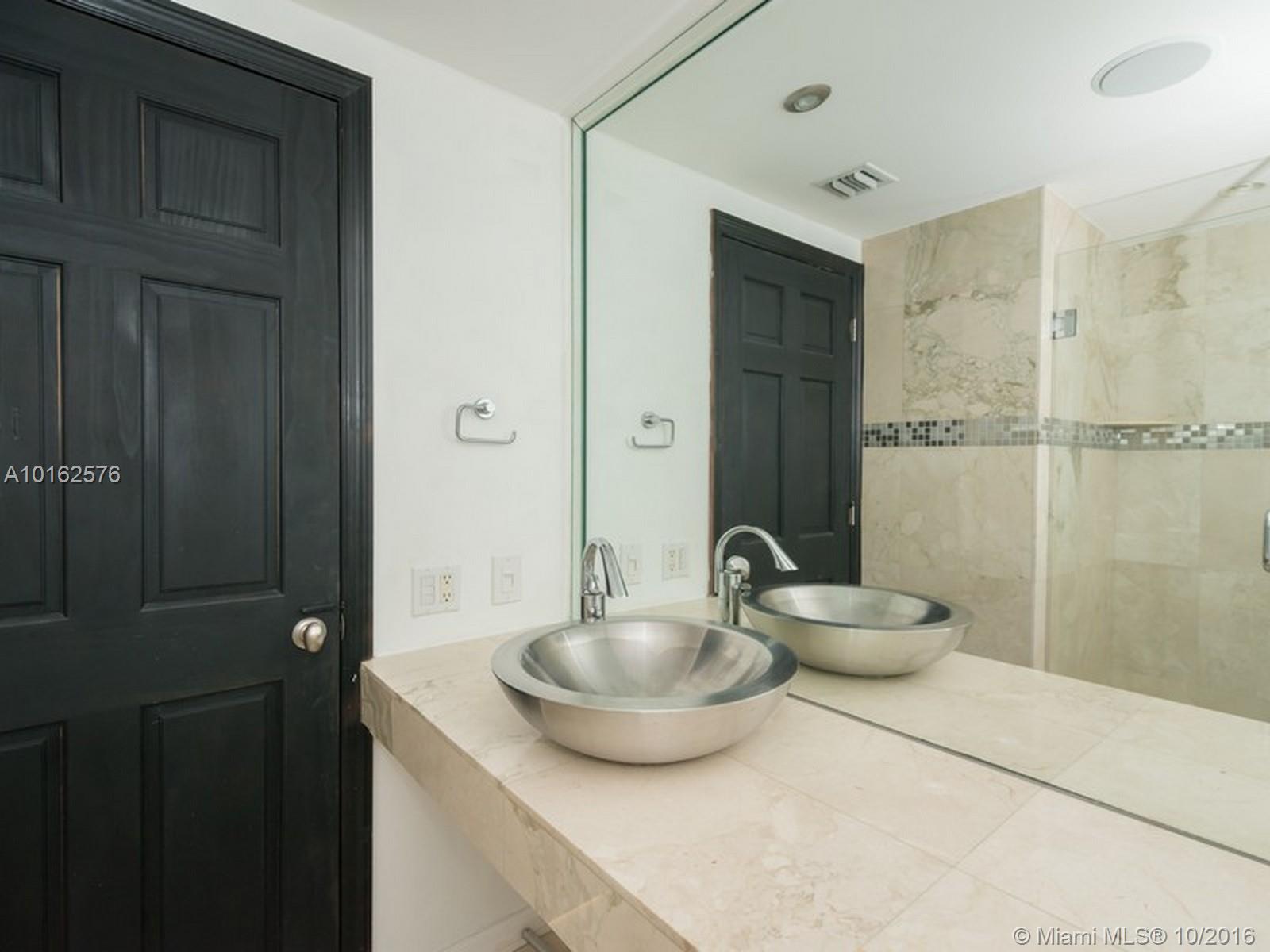 COURVOISIER COURTS CONDO - Residential Lease