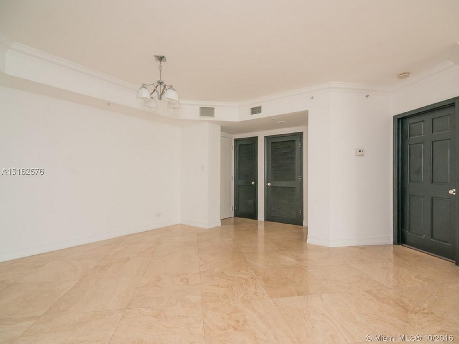 COURVOISIER COURTS CONDO - Residential Lease