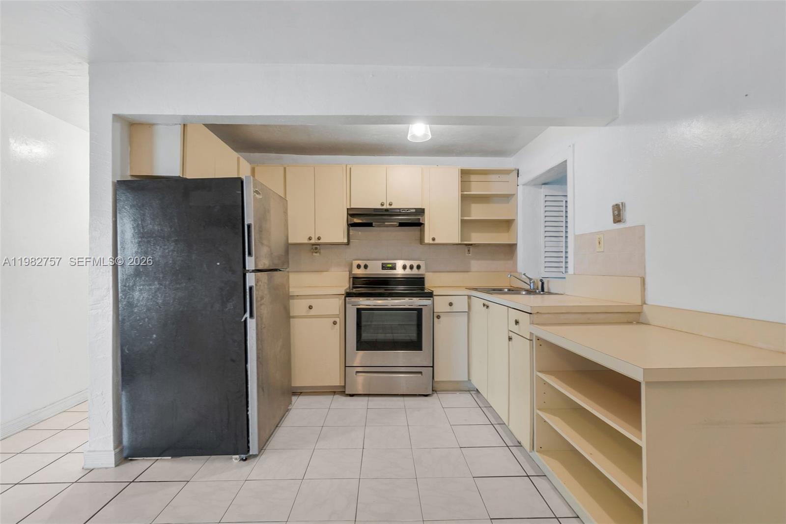 DIXIE HEIGHTS GARDENS - Residential