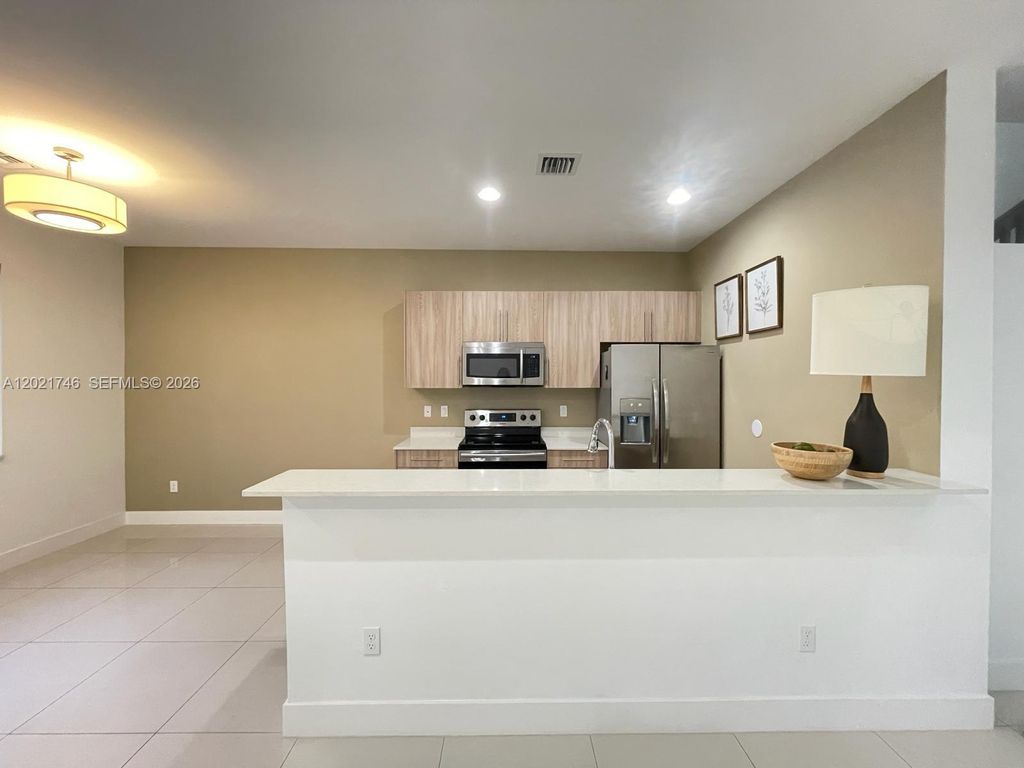 Photo of 170 SE 7th Way #170, Pompano Beach, FL 33060 (MLS # A12021746)