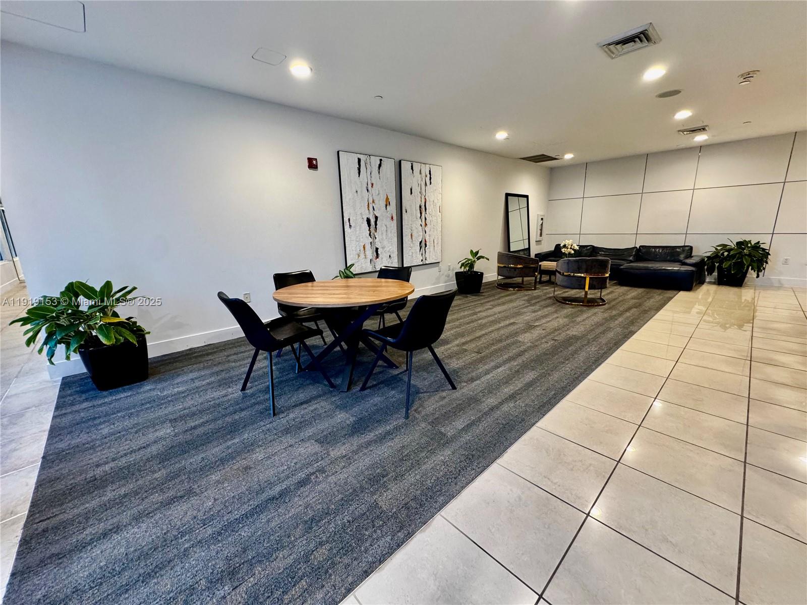 VUE AT BRICKELL CONDO - Residential Lease