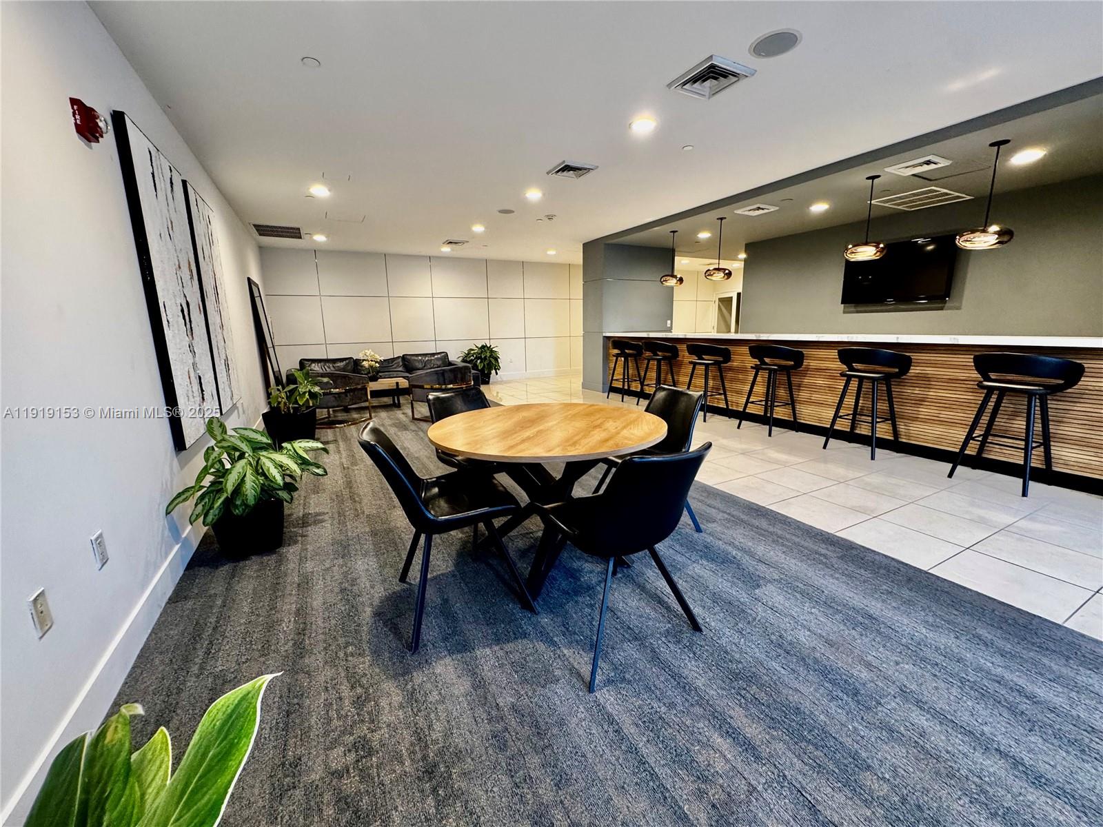 VUE AT BRICKELL CONDO - Residential Lease