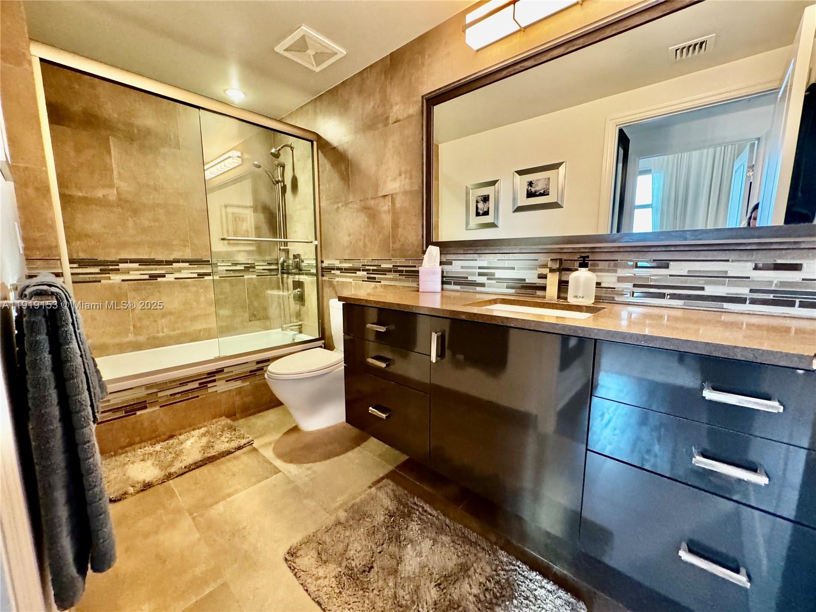 VUE AT BRICKELL CONDO - Residential Lease