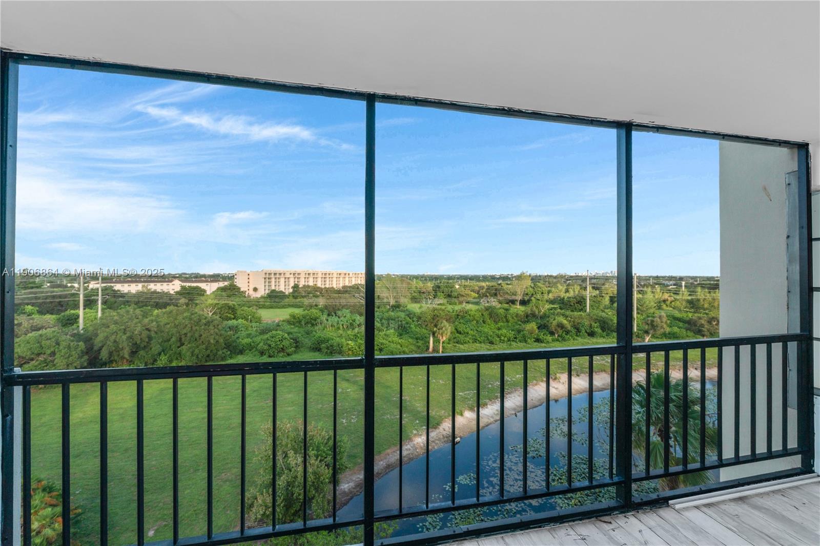 MANORS OF INVERRARY XII - Residential Lease