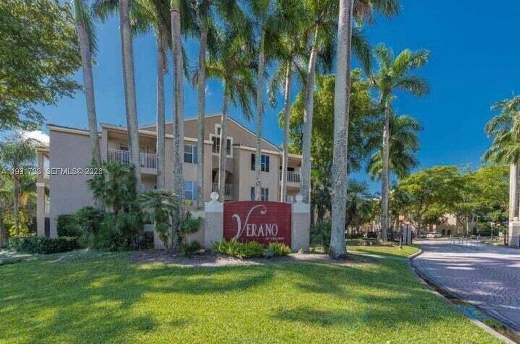 Photo of 1780 Palm Cove #6-202, Delray Beach, FL 33445 (MLS # A11991733)