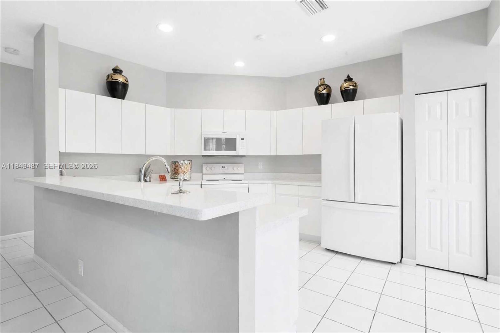 SECTOR 7 SOUTH - Residential