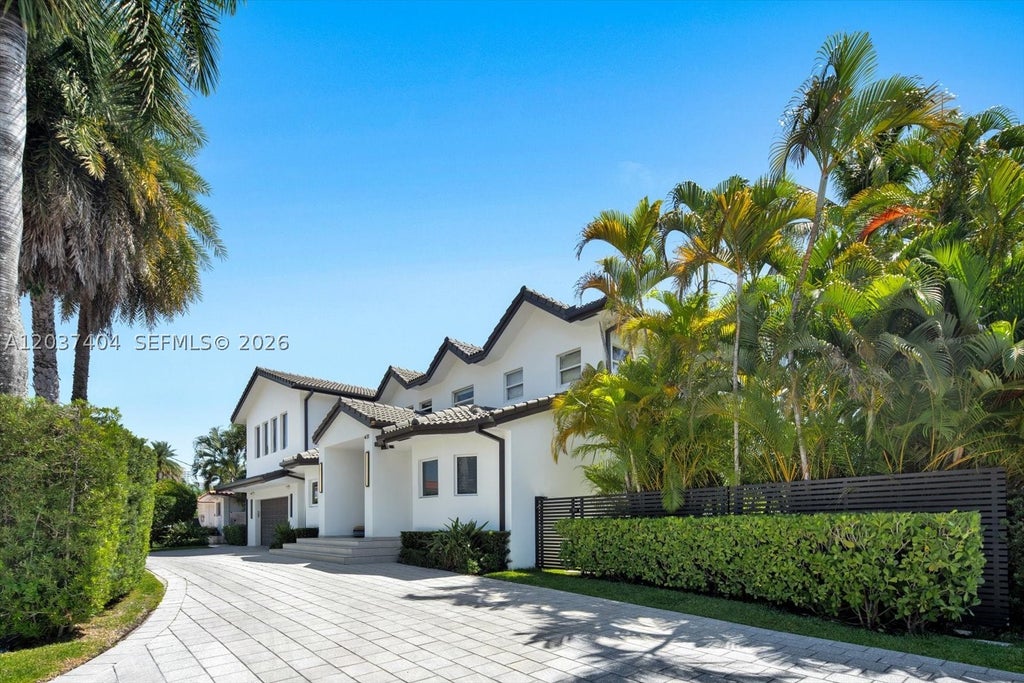 Photo of 431 Layne Blvd, Hallandale Beach, FL 33009 (MLS # A12037404)