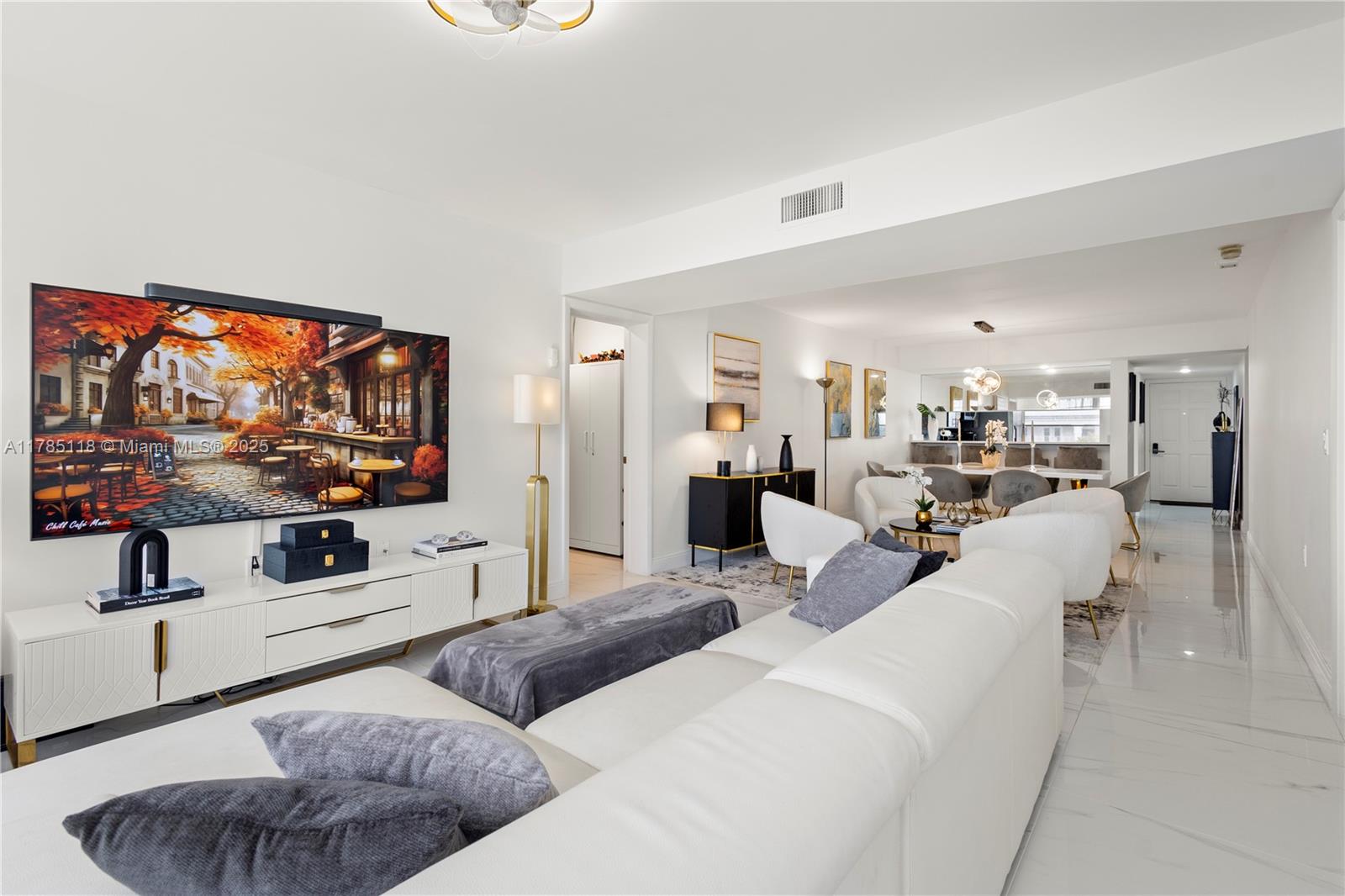WHITEHALL CONDO OF THE LA - Residential