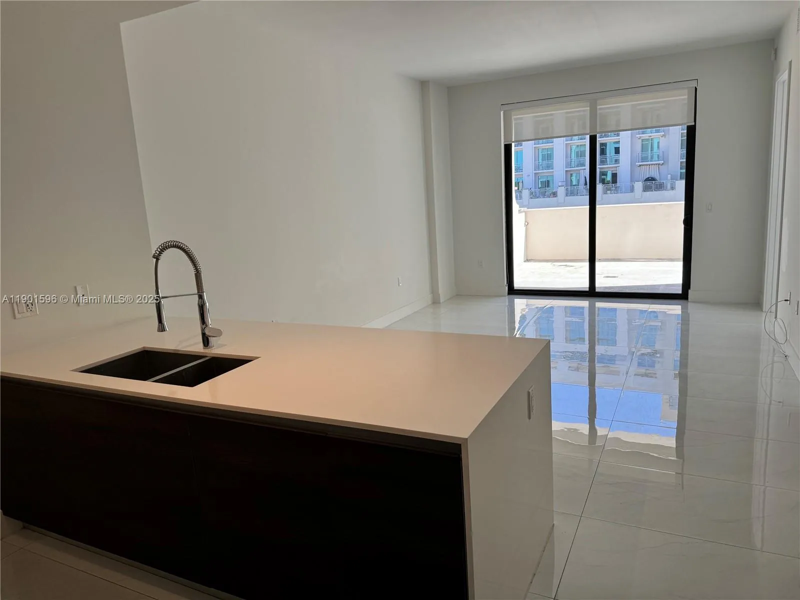 Coral Gables, Florida 33146, United States, 1 Bedroom Bedrooms, ,1 BathroomBathrooms,Residential,Active,234616