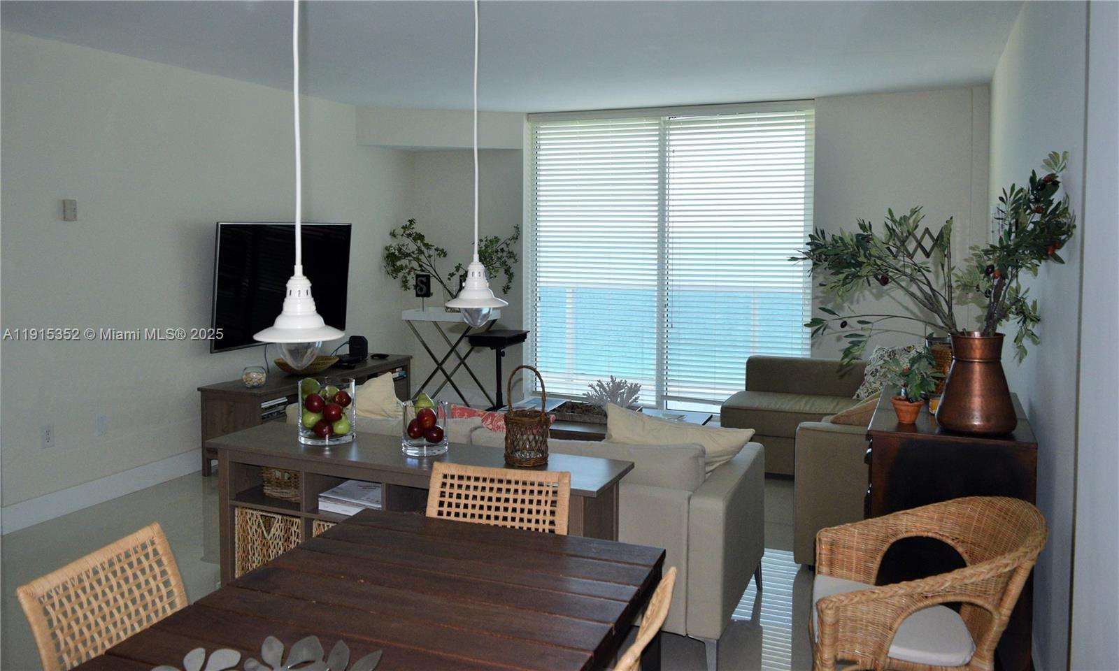 HARBOUR HOUSE CONDOMINIUM - Residential Lease