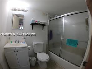 2025 NE 164th St 405