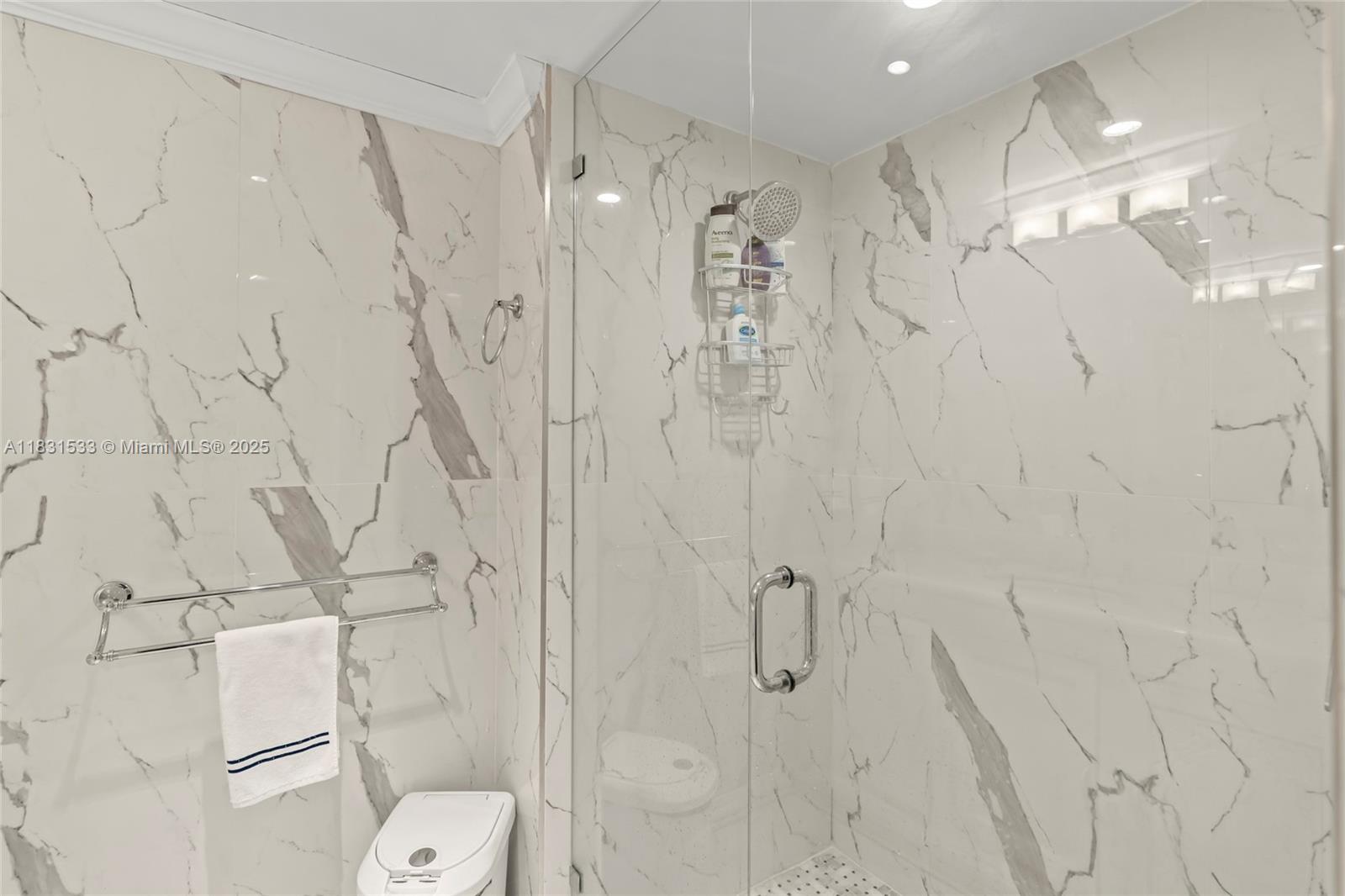 JOCKEY CLUB CONDO - Residential