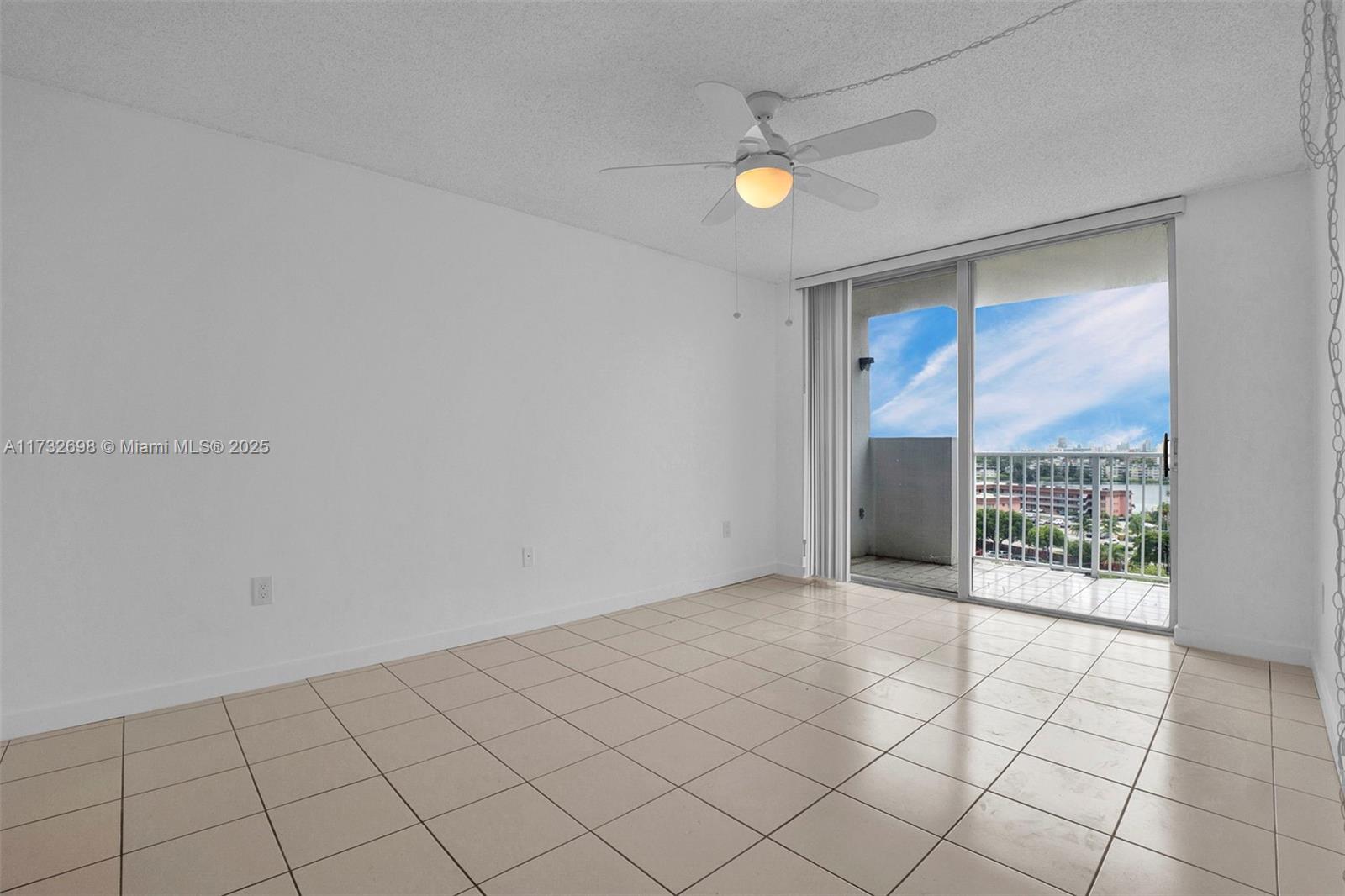 WILSHIRE CONDO - Residential