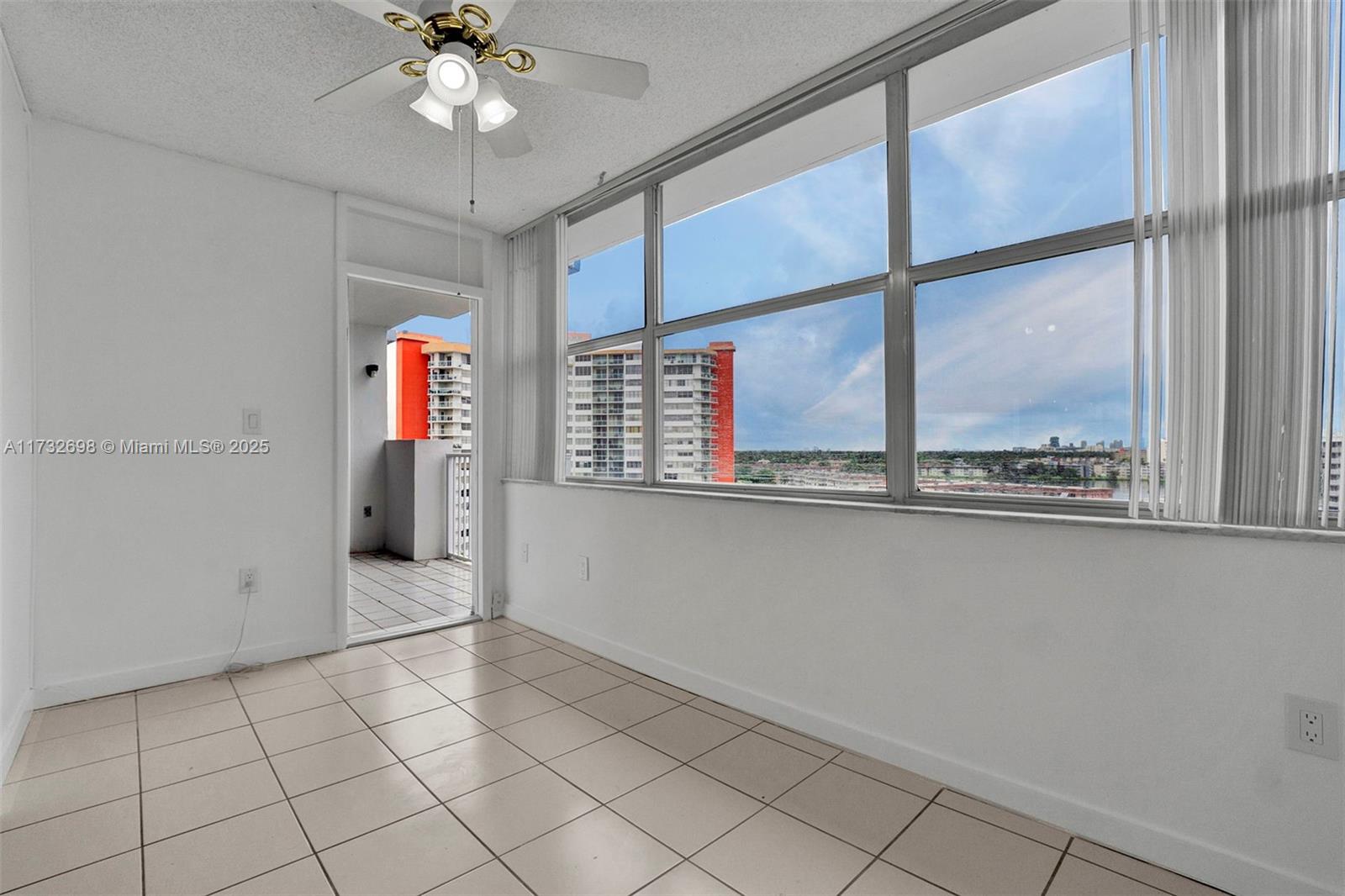 WILSHIRE CONDO - Residential