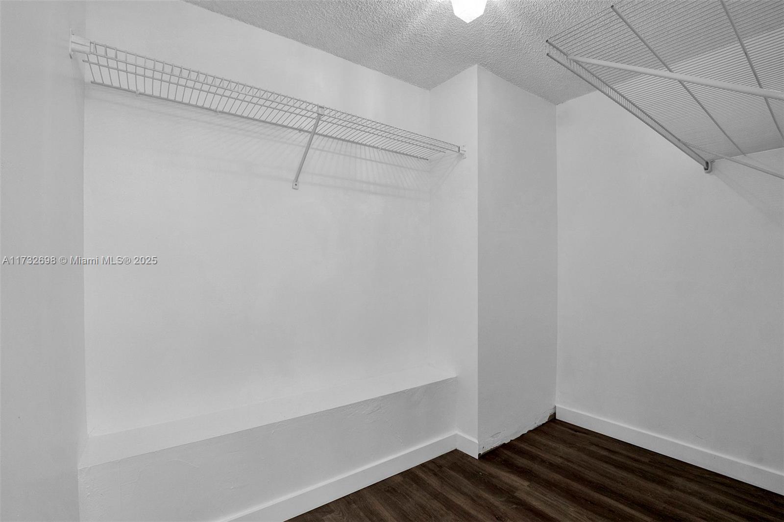 WILSHIRE CONDO - Residential