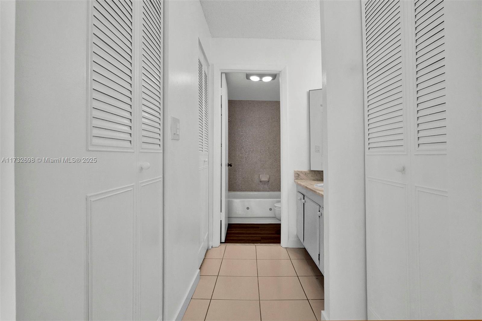 WILSHIRE CONDO - Residential