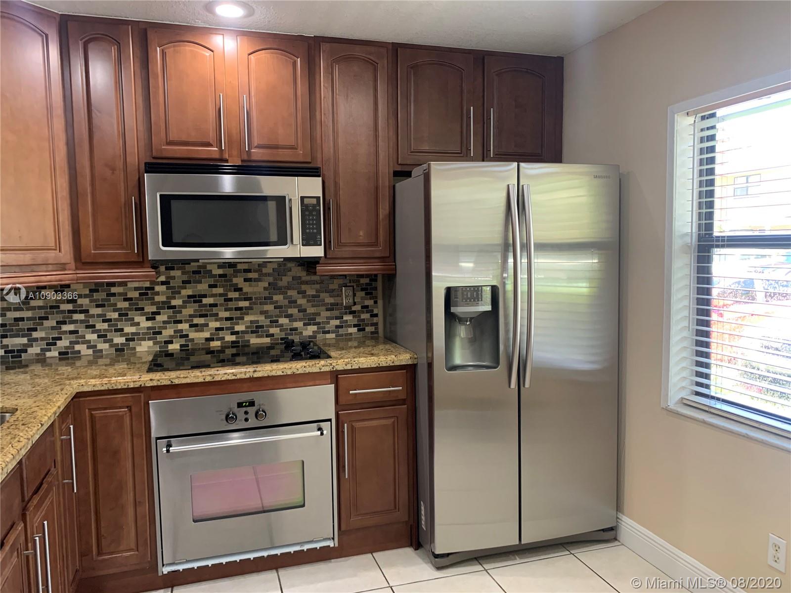 PEMBROKE POINTE SEC TWO - Residential