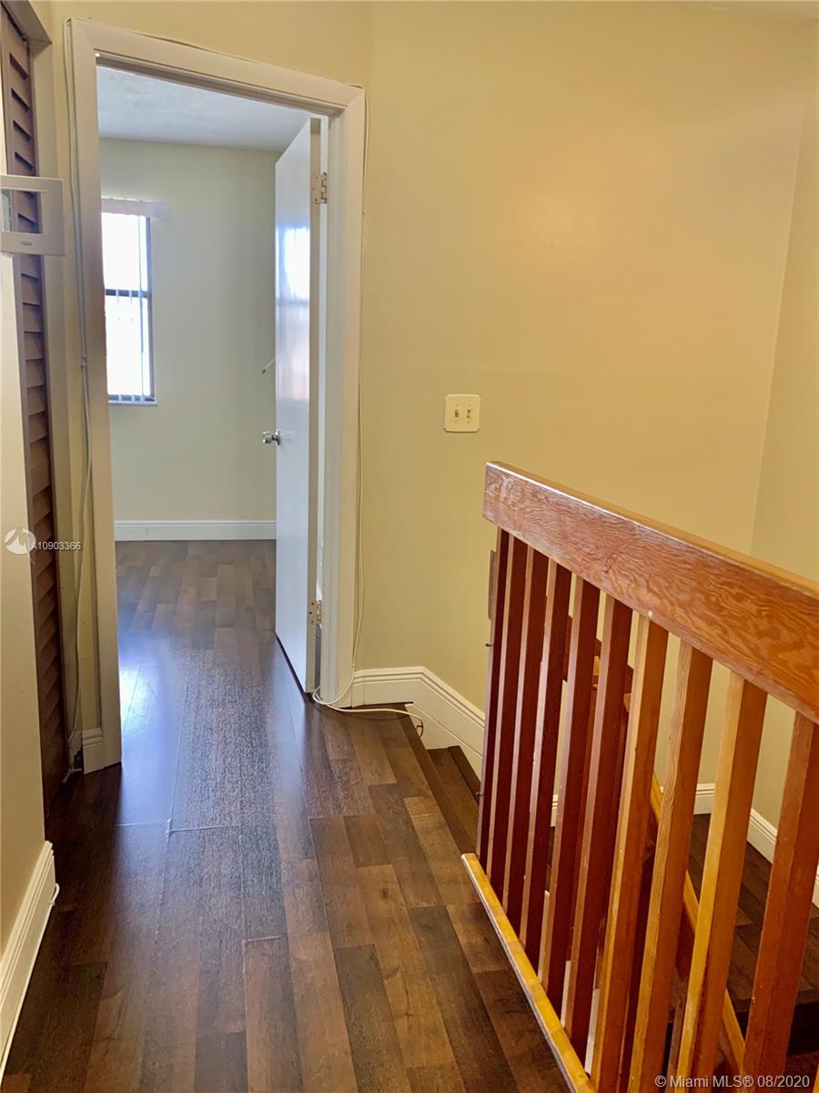 PEMBROKE POINTE SEC TWO - Residential