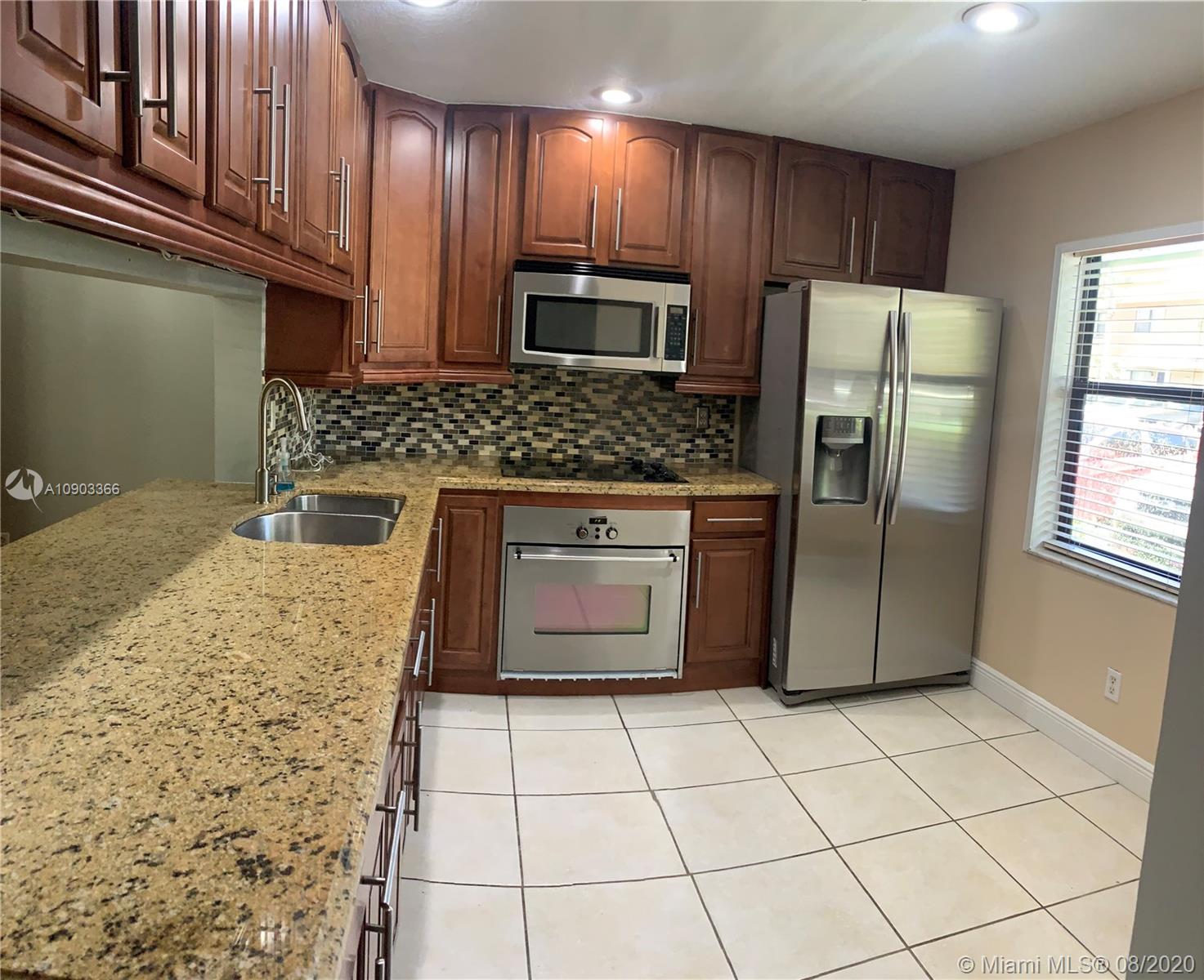 PEMBROKE POINTE SEC TWO - Residential