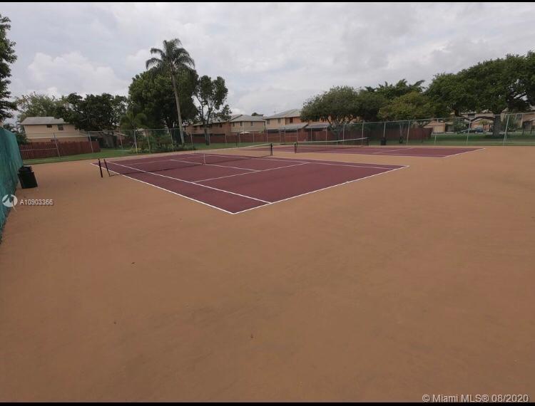 PEMBROKE POINTE SEC TWO - Residential