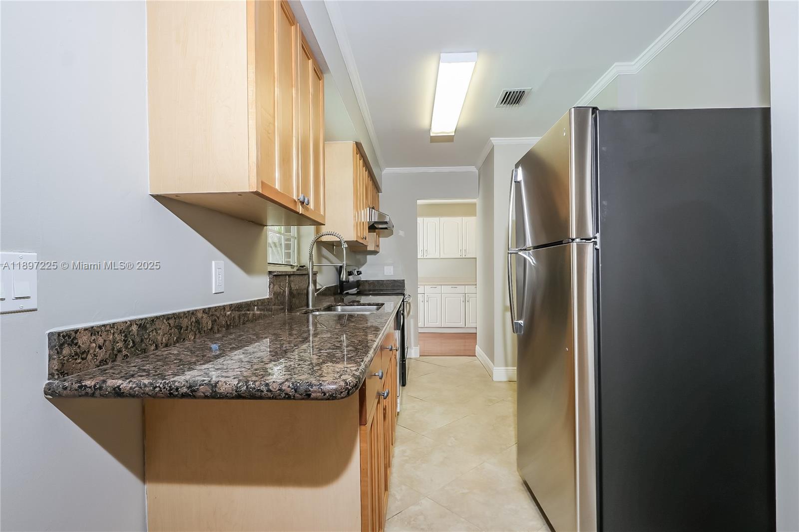 PALM BEACH CABANA COLONY - Residential Lease