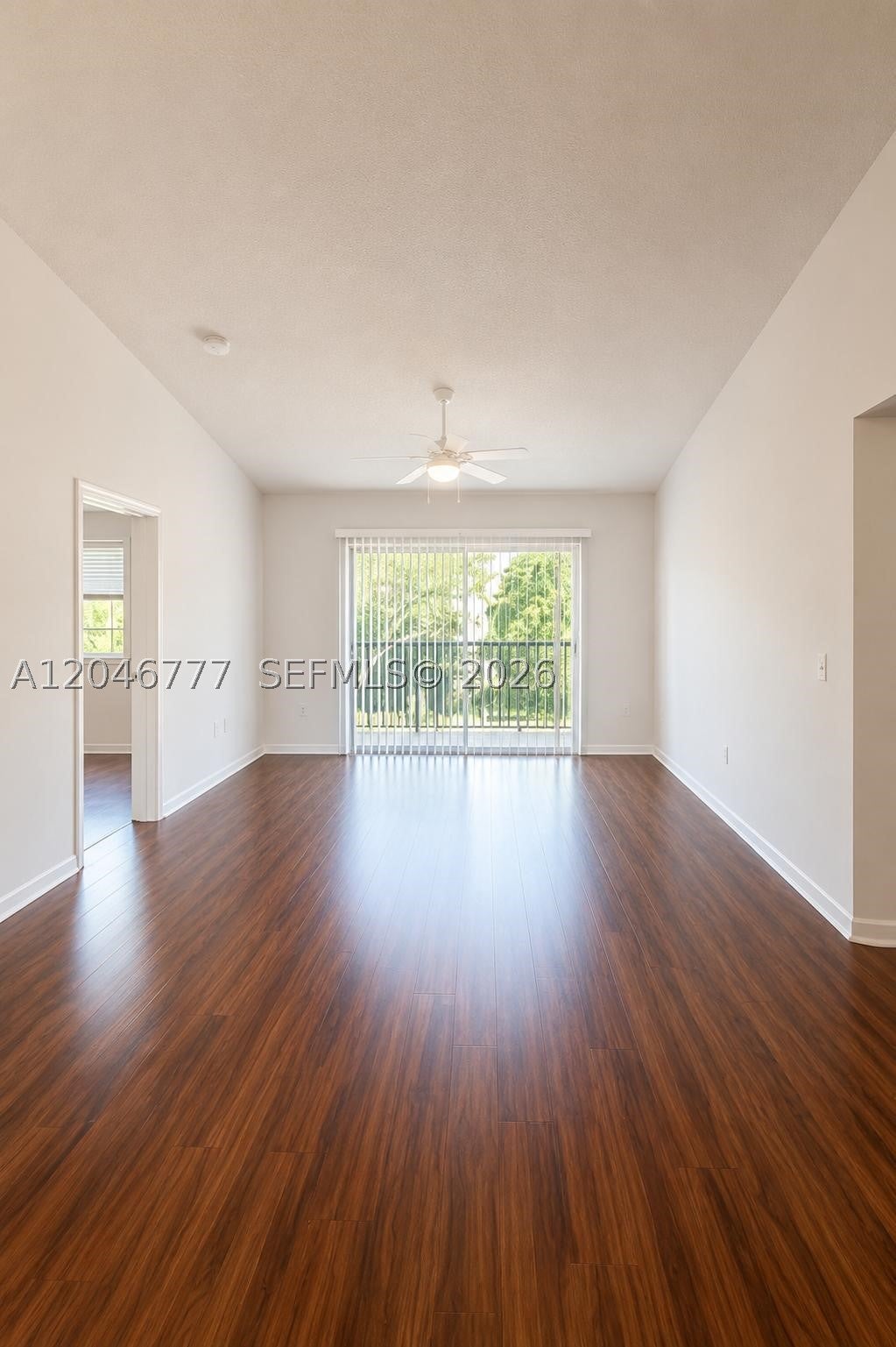 Photo of 4163 N Haverhill Rd #1219, West Palm Beach, FL 33417 (MLS # A12046777)