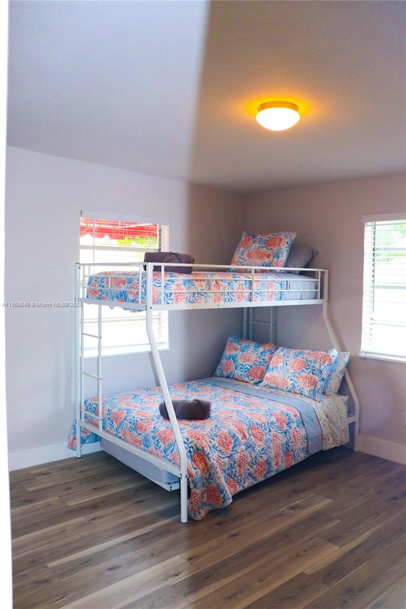 VICTORY HEIGHTS - Residential Lease