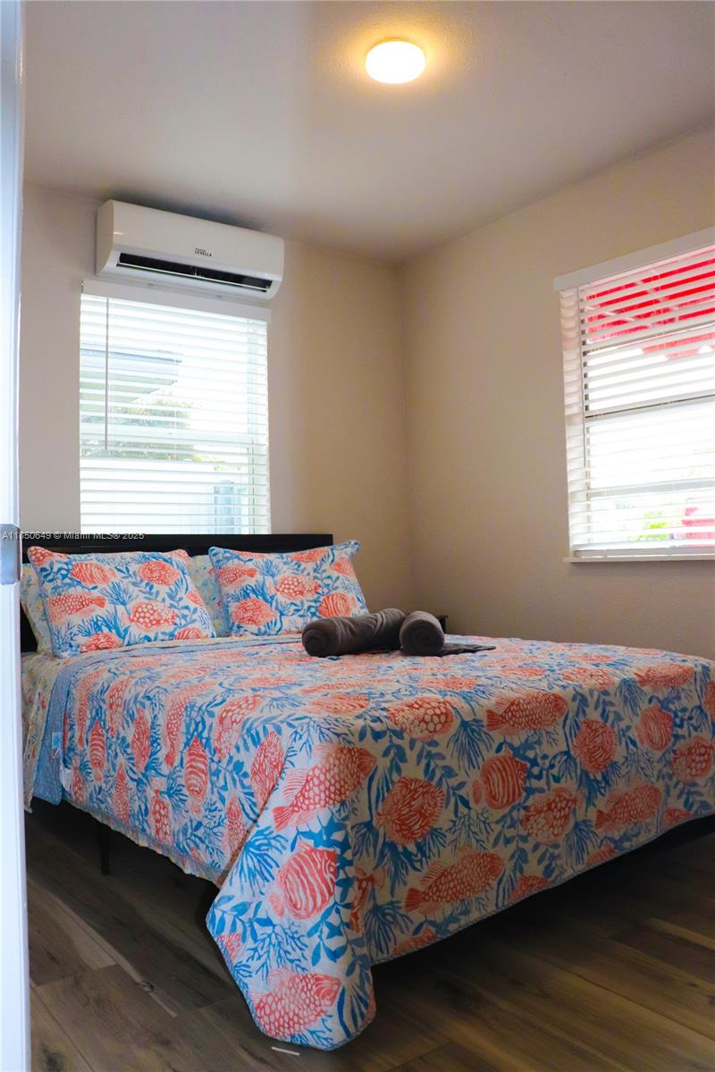 VICTORY HEIGHTS - Residential Lease