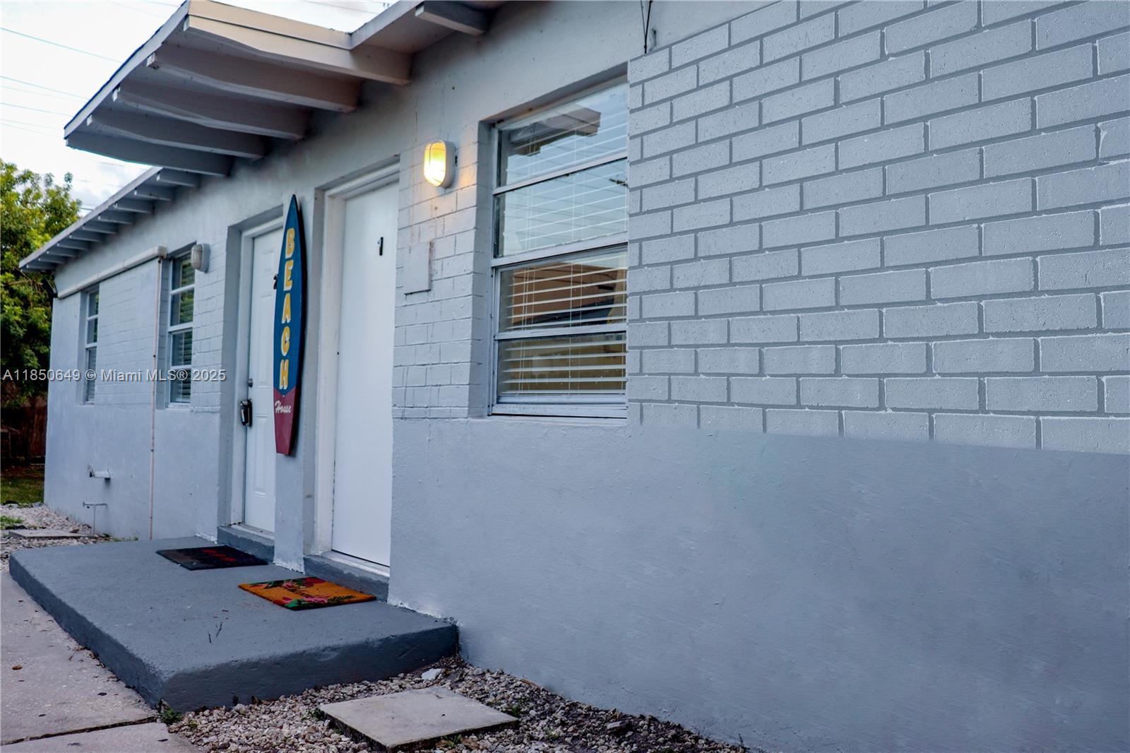 VICTORY HEIGHTS - Residential Lease