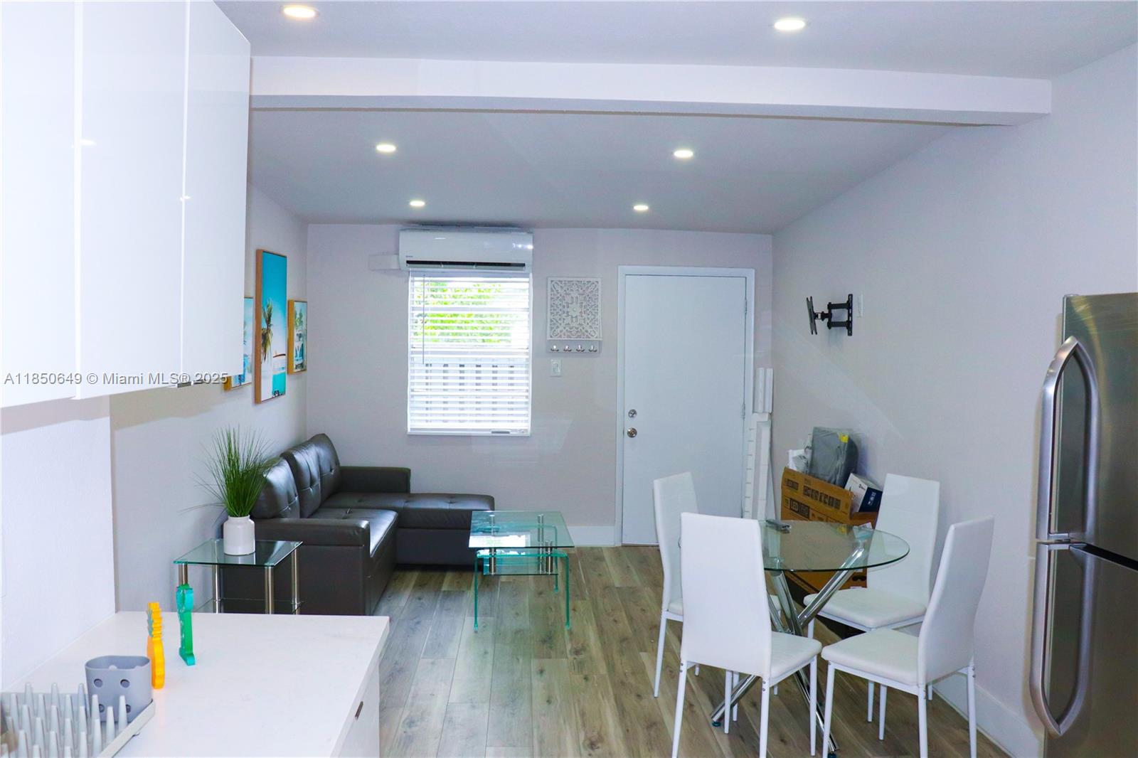 VICTORY HEIGHTS - Residential Lease