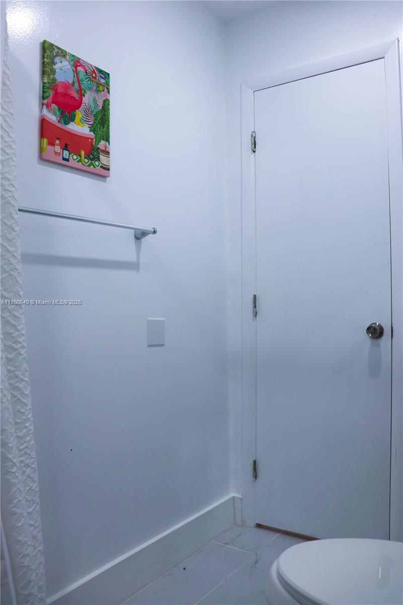 VICTORY HEIGHTS - Residential Lease