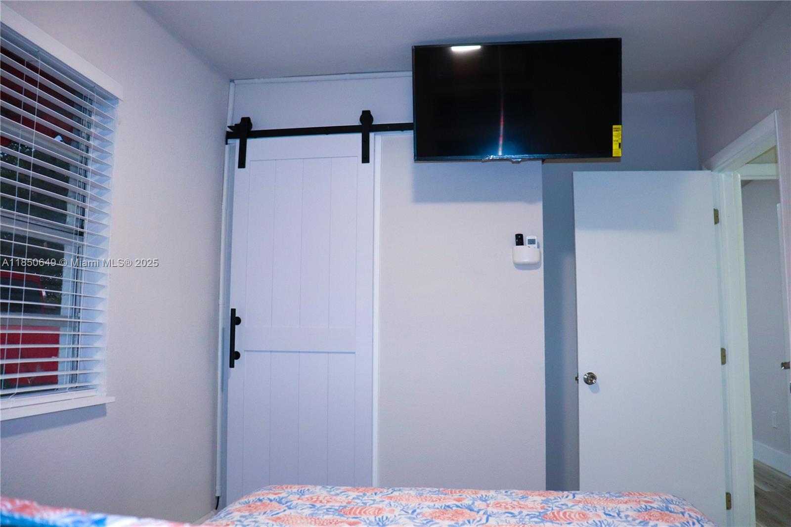 VICTORY HEIGHTS - Residential Lease