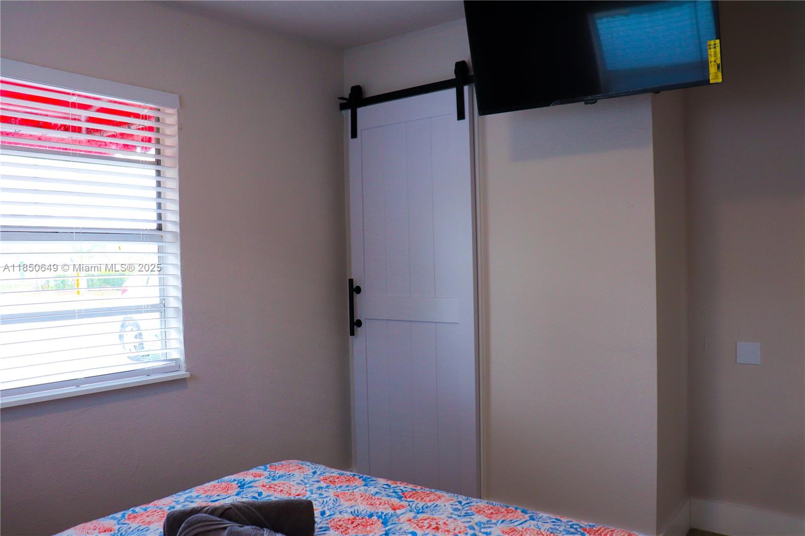 VICTORY HEIGHTS - Residential Lease