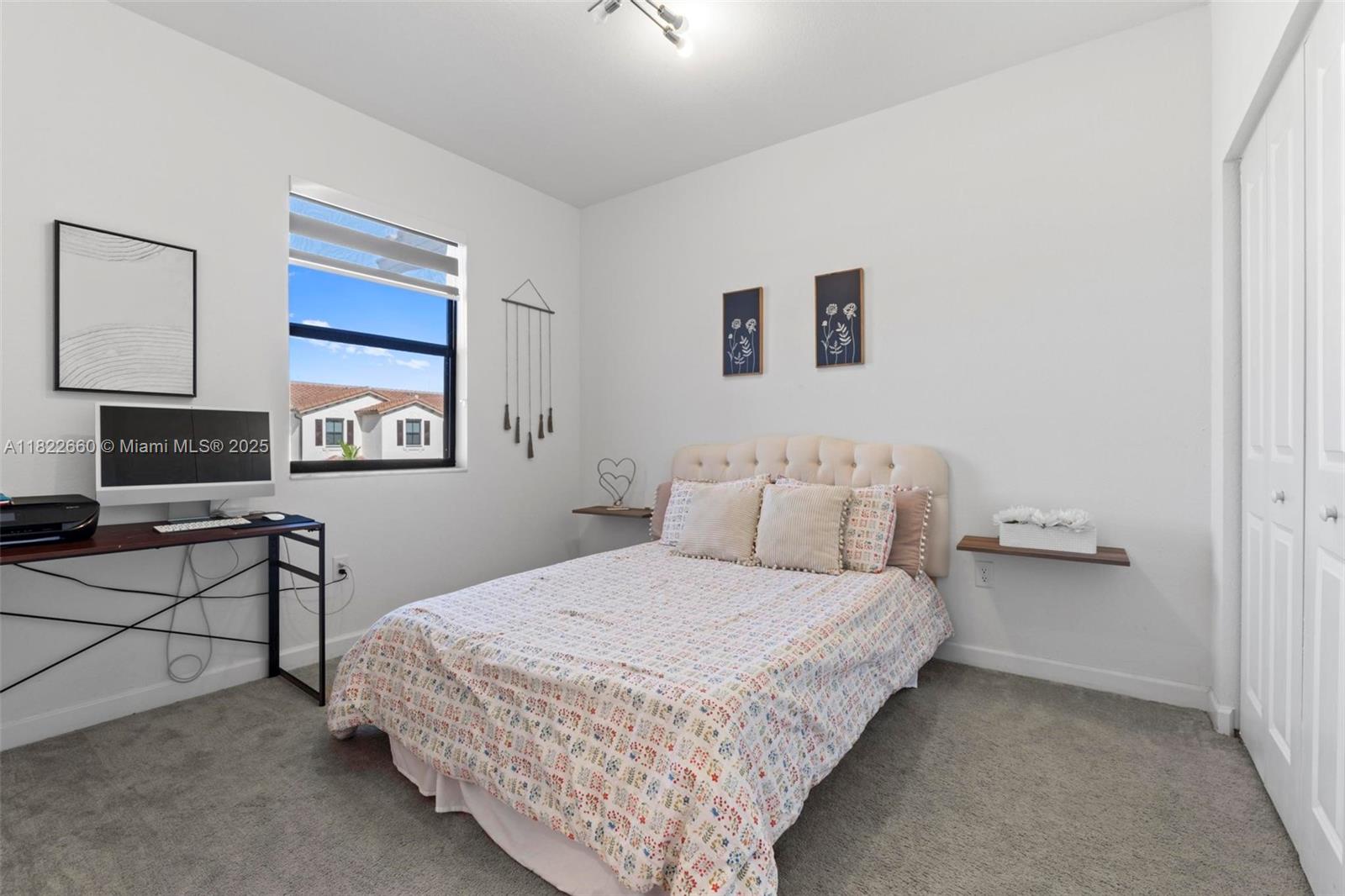 SILVER PALM RESIDENTIAL H - Residential