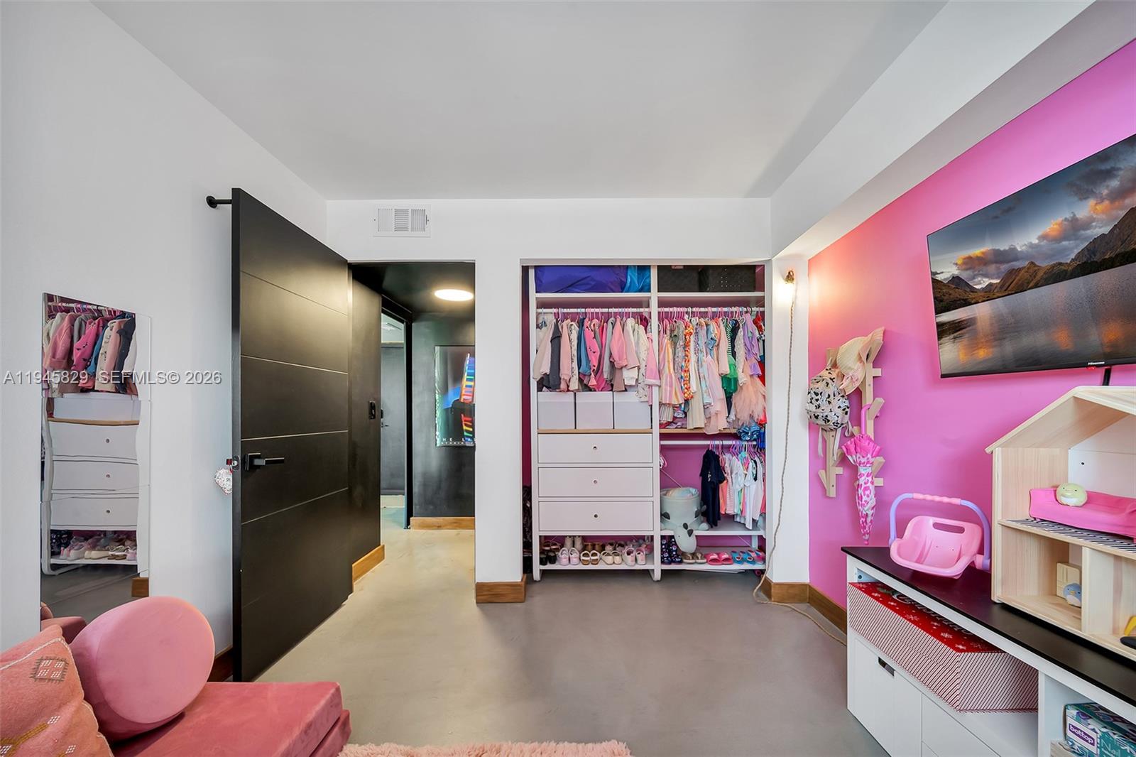 BAYSHORE TERRACE CONDO - Residential