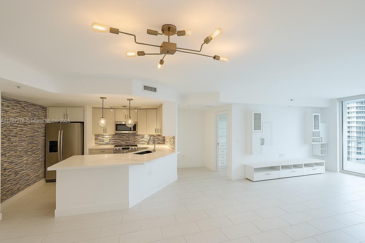 801 Brickell Key Blvd 908, Miami, Broward County, Florida - 1 Bedrooms  
2 Bathrooms - 
