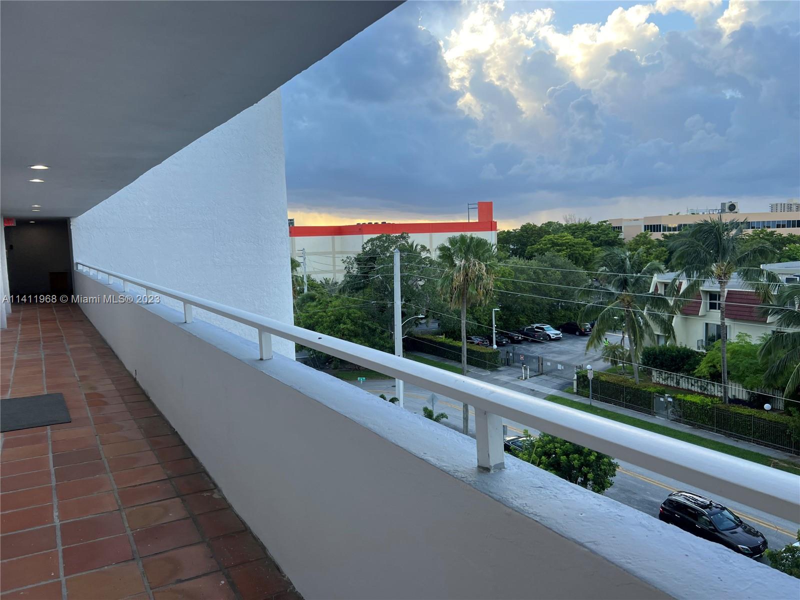 CRICKET CLUBHOUSE CONDO - Residential Lease