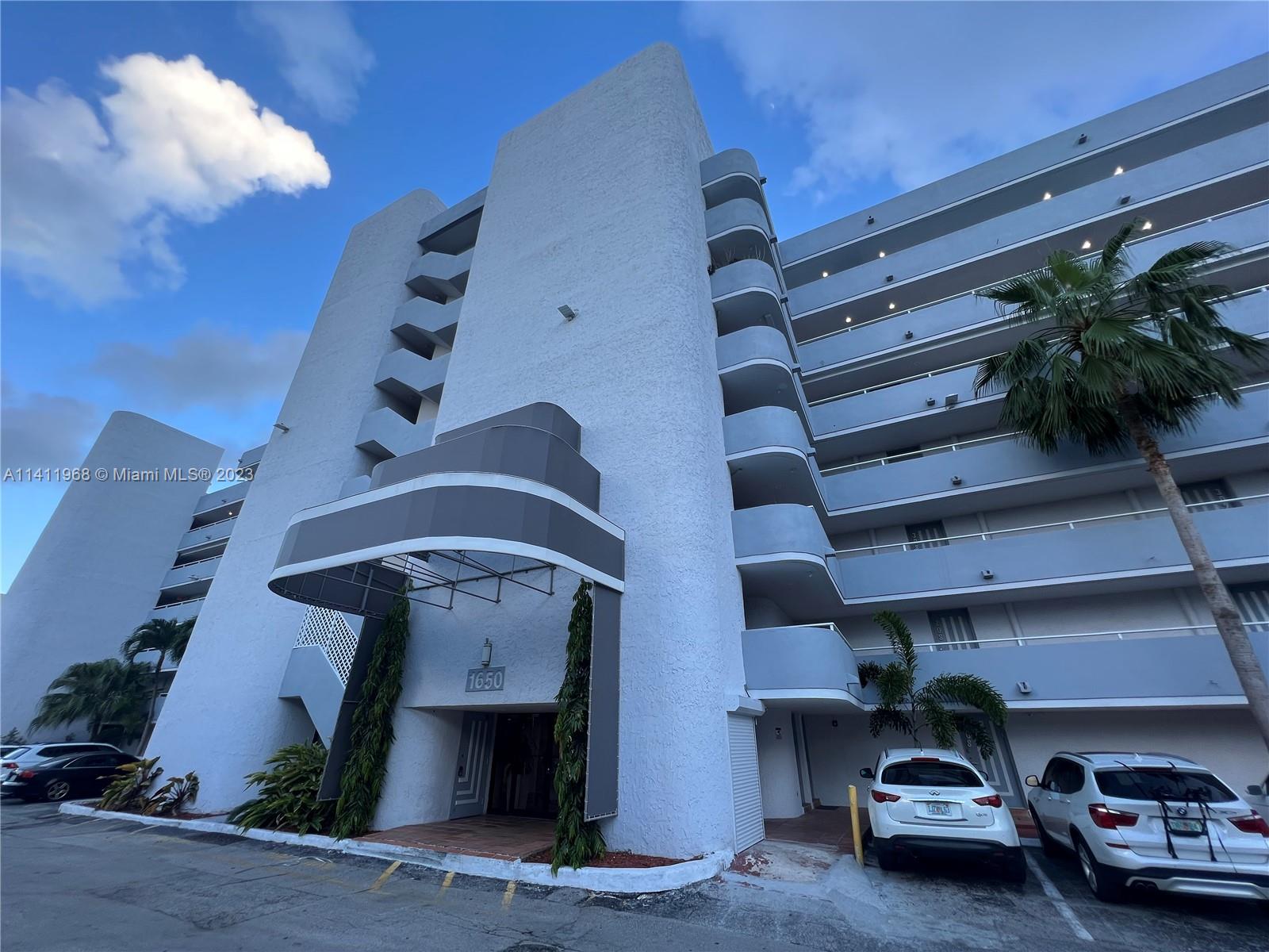 CRICKET CLUBHOUSE CONDO - Residential Lease