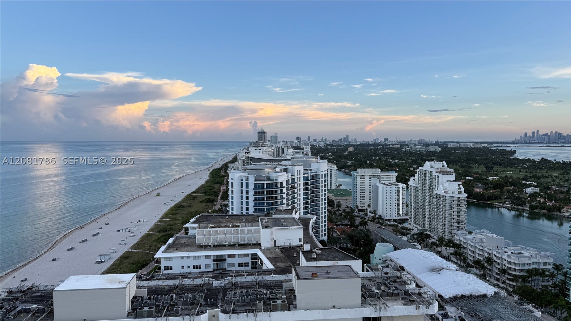 6301 Collins Ave LPH4