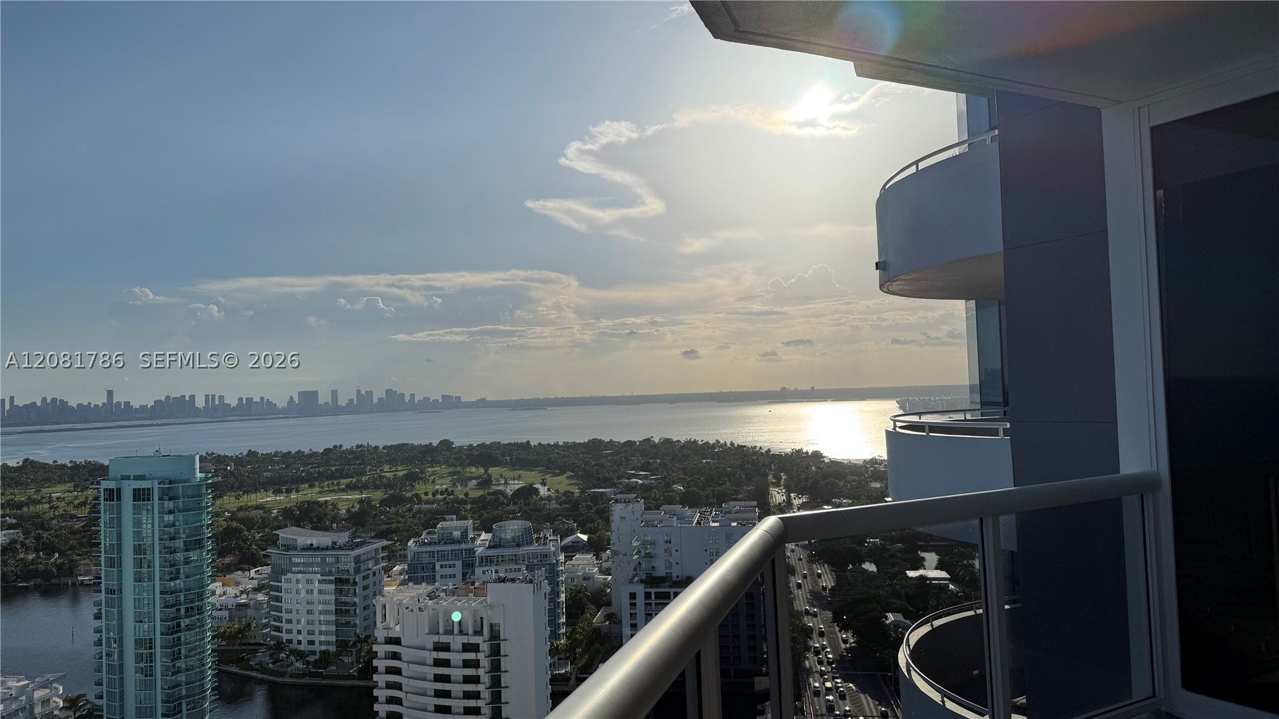 6301 Collins Ave LPH4