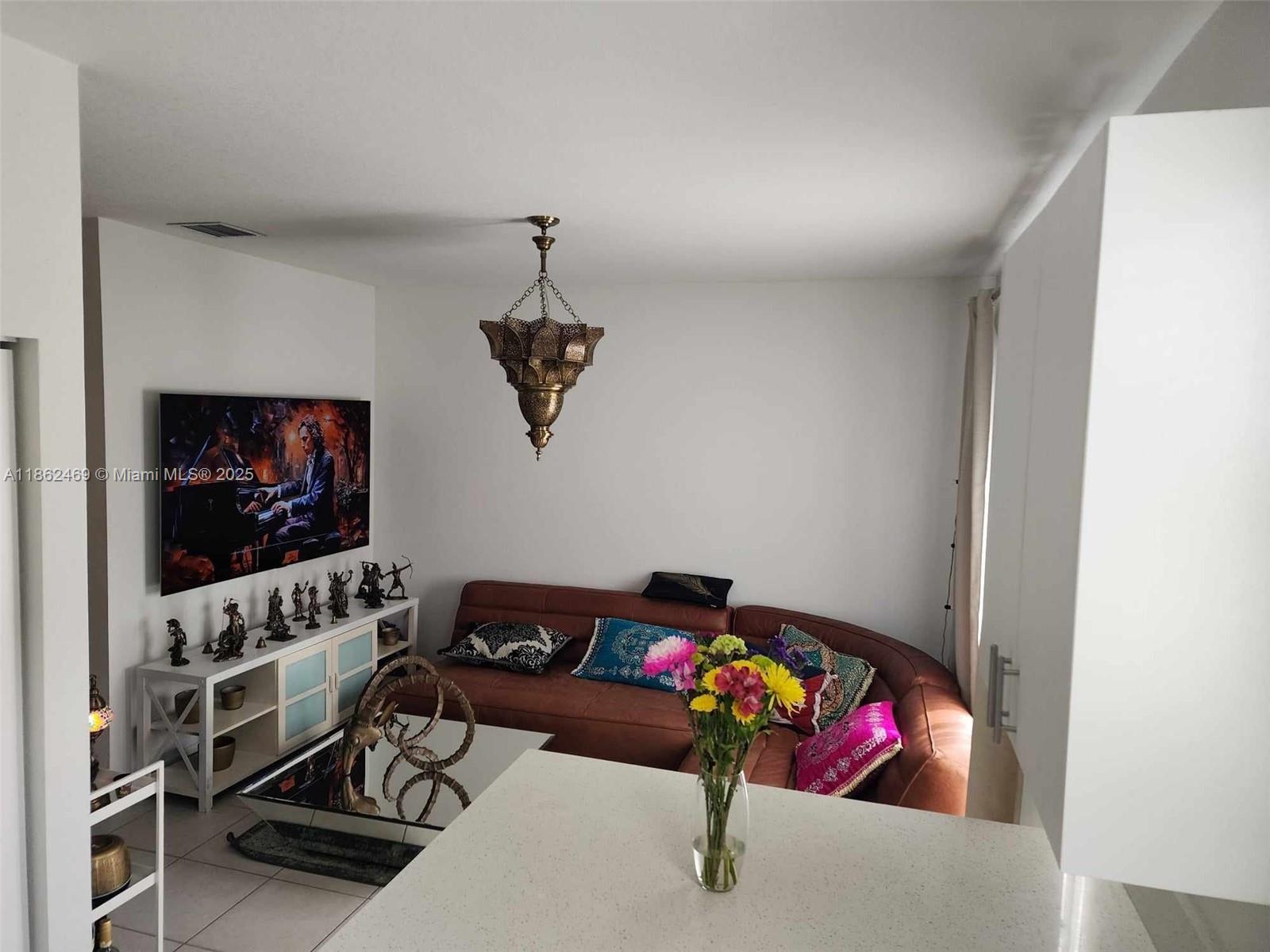 Stunning 3 bedroom and 2-1/2 bathroom modern Townhouse built in 2022 in the up-and-coming gated and secured community of Sienna Reserves. This bright home features an open layout and tile flooring on the 1st floor, stainless steel appliances, and a breakfast counter. All bedrooms and the laundry room are upstairs. This residence includes a paved driveway, and a beautiful gazebo in the backyard. Easy and convenient access, just minutes away from the marina, schools, dining, shopping, grocery stores, shops, & major highways. Great amenities such as 24-hour security, guard-gated entrance, pool with jacuzzi, gym, and more !