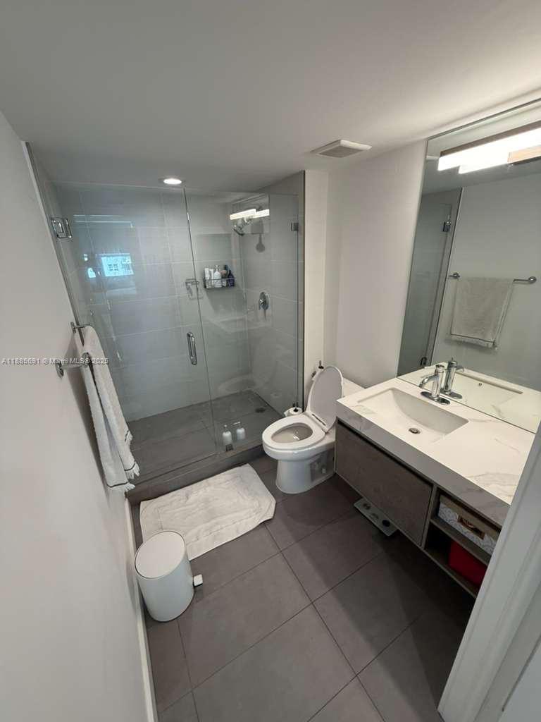 THE MARK ON BRICKELL COND - Residential