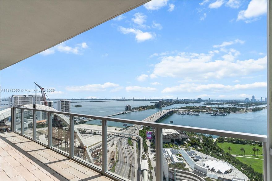Experience breathtaking, one-of-a-kind views from the 34th floor in this spacious 2-bedroom, 2.5-bathroom unit. Enjoy unparalleled sights of Biscayne Bay, Miami Beach, and Downtown Miami. This unit features floor-to-ceiling windows with remote-controlled blinds and high-end finishes throughout. Beautifully renovated bathroom and closets, Private elevators providing direct access to the unit. A spacious storage room with a washer & dryer. Indulge in luxury with world-class 5-star amenities right at your doorstep, including two heated pools, spa, fitness center, yoga studio, clubroom, and much more! Conveniently located across from the Pérez Art Museum, the Frost Science Museum, and Maurice A. Ferré Park, and just minutes away from Brickell, Wynwood, the Design District, and Miami Beach.