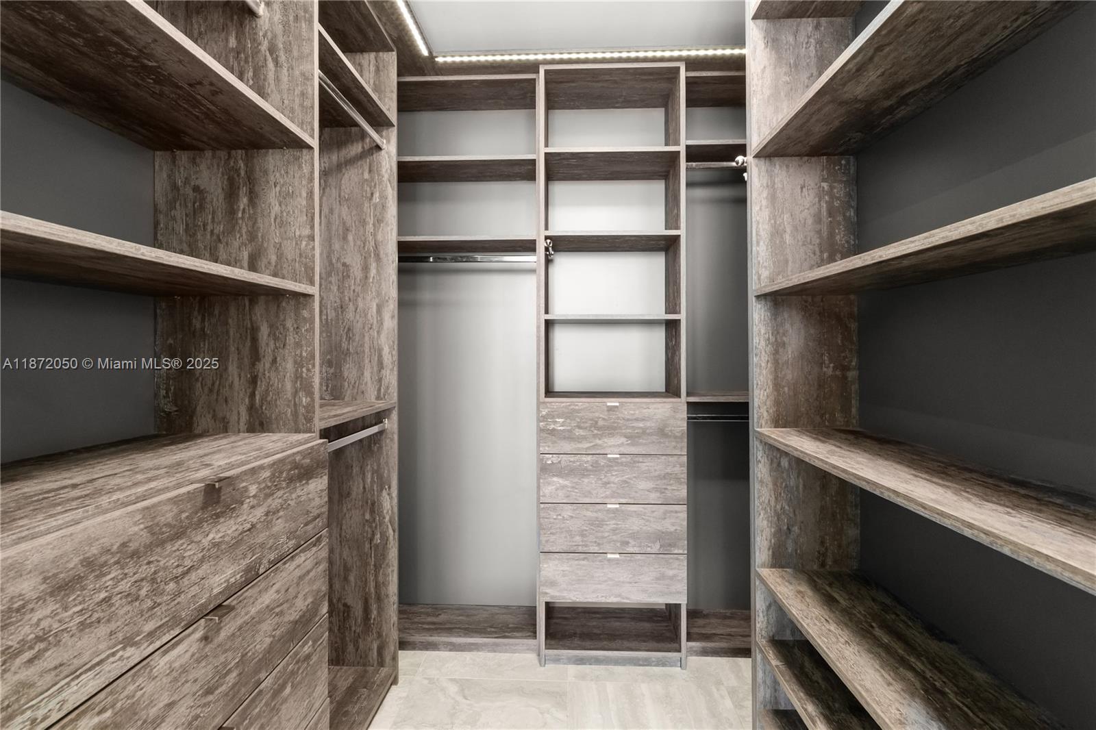 MARQUIS CONDO - Residential Lease