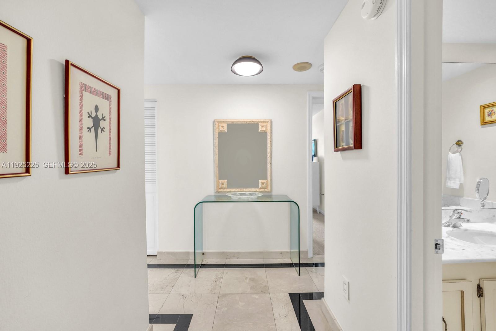 KEY BISCAYNE COMMODORE CL - Residential Lease