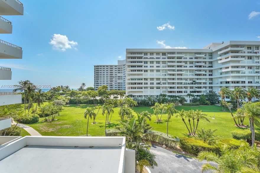Beautiful Southeast exposure with views of the water, this 2/2 is bright and sunny! updated kitchen, marble floors throughout living area, nicely furnished and freshly painted. Washer & dryer in unit, 24-hr security. Steps to the beach and all that Key Biscayne has to offer, shops restaurants and the Community Center. Amenities at Commodore Club East include pool, gym, sauna, tennis and 24-hour security. Available annually or seasonally upon request.