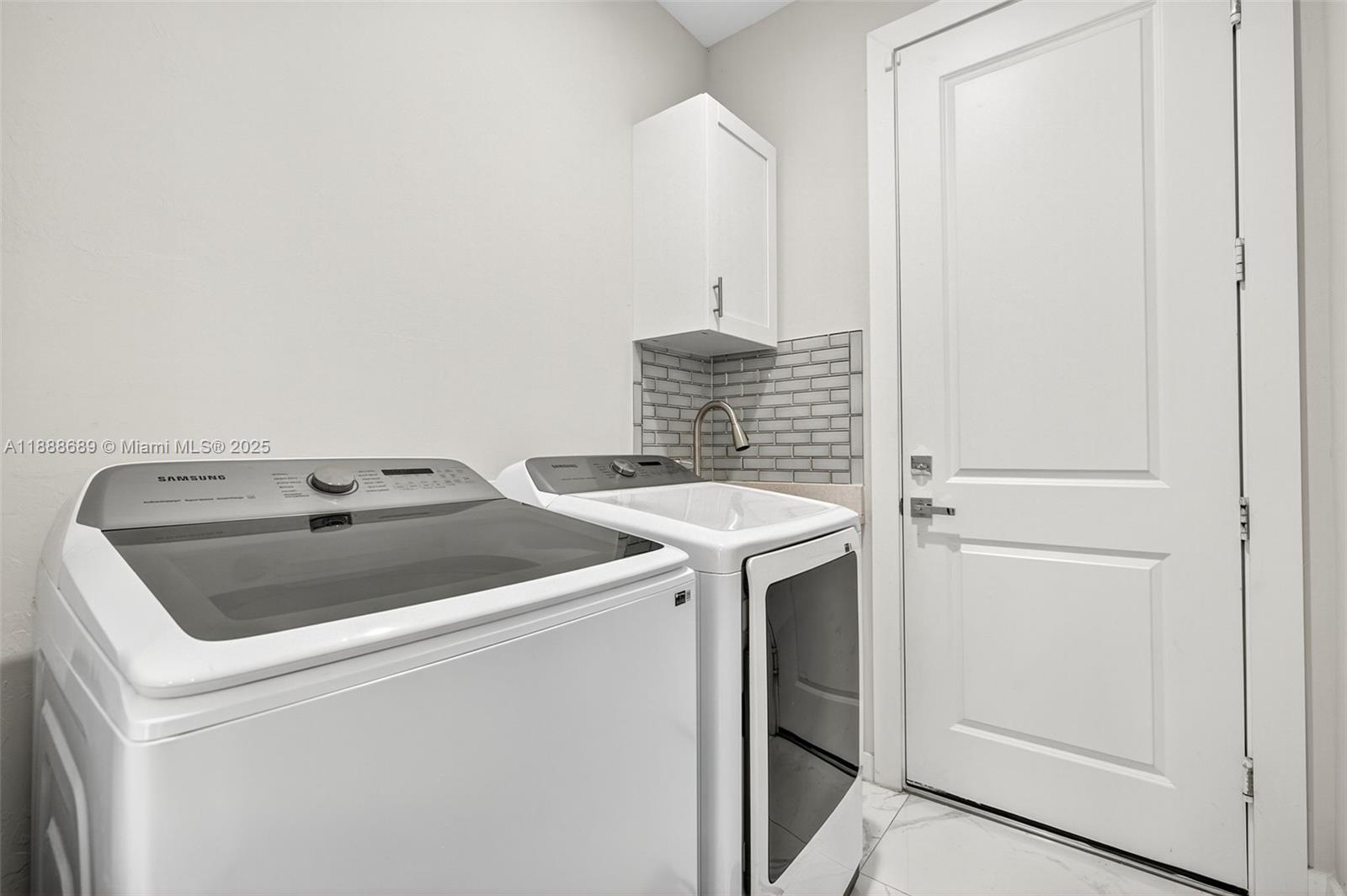 GOLDEN GATE EST UNIT 90 - Residential